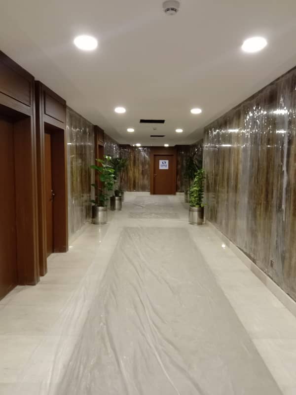 611 Sqft Office Available On Rent In Giga Mall World Trade Centre Dha Phase2 3
