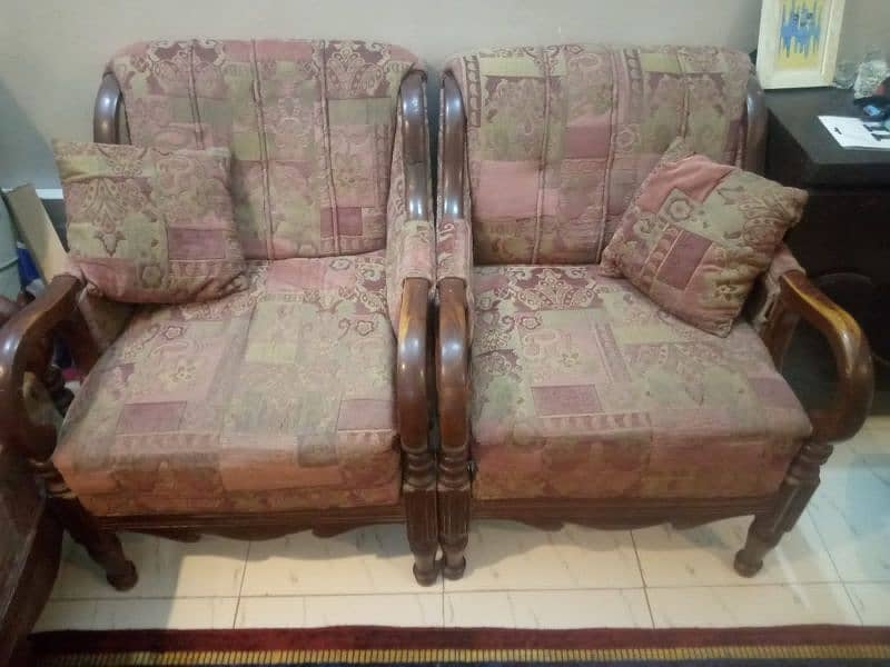 Sofa set for sell 1
