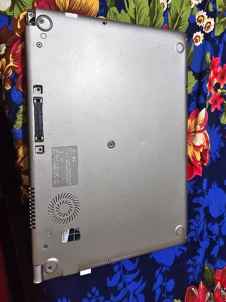 laptop Intel core I3 dynabook 2