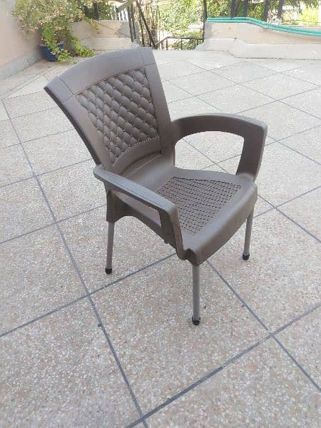 10 Garden Chairs in reasonable price 0