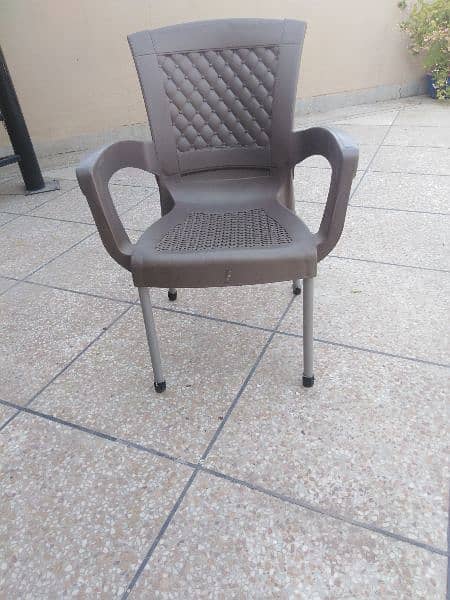 10 Garden Chairs in reasonable price 3