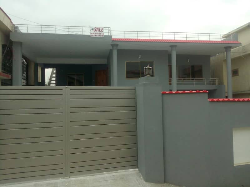 1 kanal double story house with 6 Bed and Bathroom for Sale 0