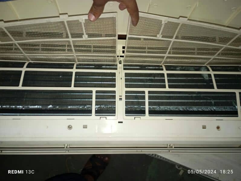 PEL 1 TON air conditioner  perfect cooling contact no  03257409269 1