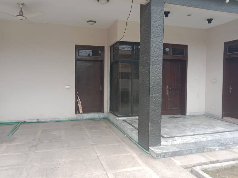 VERY LOW BUDGET 1 KNAL UPPER PORTION FOR RENT IN DHA 2