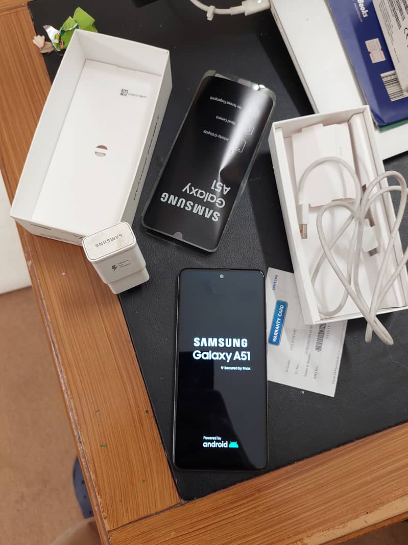 Samsung Galaxy A51 6gb/128gb With Box and charger 2
