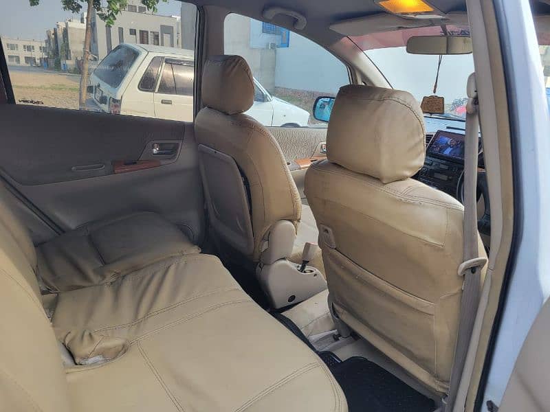 fully automatic 7 seater Toyota spacio japnies luxury at low rate 12