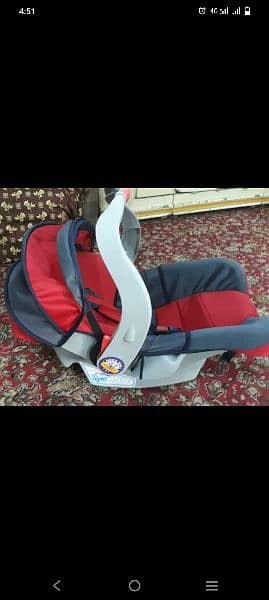 Baby carry cot seat . Baby carry cot seat . 2