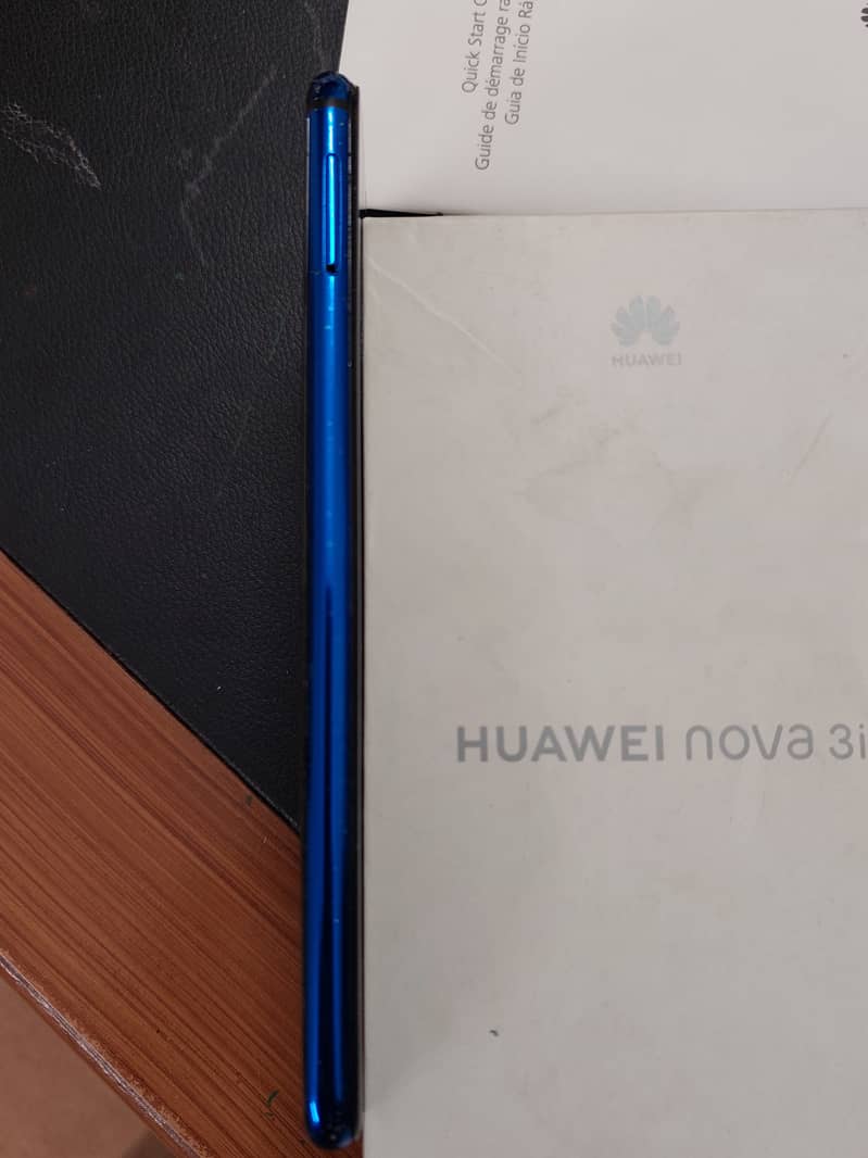 Huawei Nova 3i 4gb 128gb 0