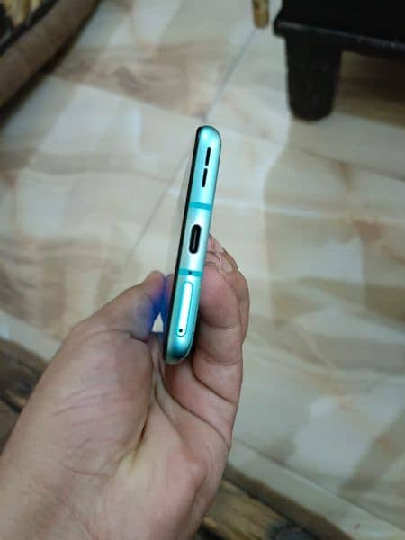 OnePlus 8t 12 gbram 256gb memory 1