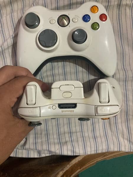 XBOX 360 Controllers 1