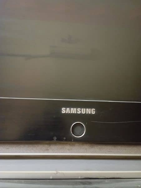 Samsung tv with glass trolley 0