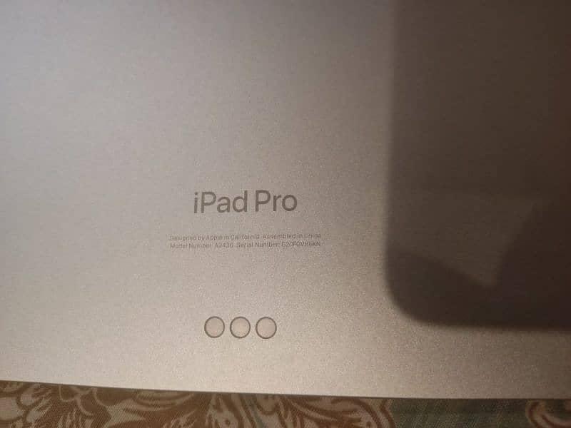 iPad M2 12.9 6th Generation 2