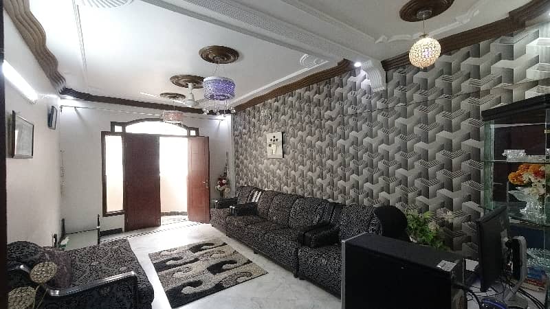 Corner 2500 Square Feet Upper Portion For Grabs In Amil Colony 10