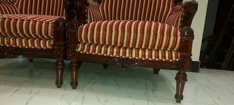 beautiful chinioti sheesham wood sofa 4