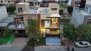 8 Marla Brand new Uper portion for rent D block in Bahria orchard lahore