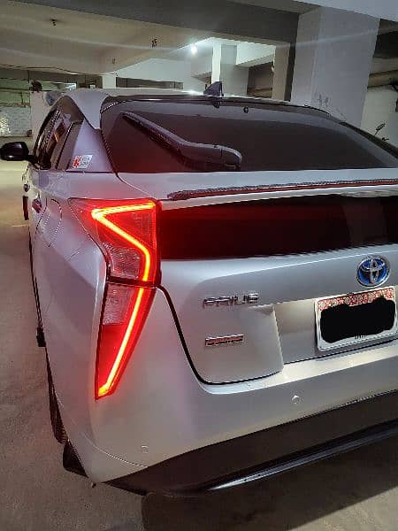 Toyota Prius 2016 A Package 7