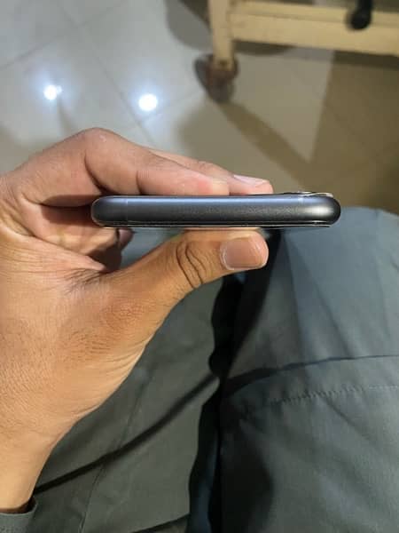 IPHONE 11 non pta sim time available jv 64 6