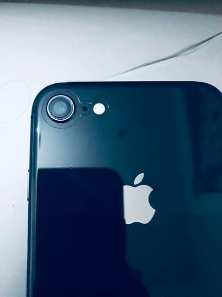 iphone 8 waterpack PTA approved  10/10 condition 1