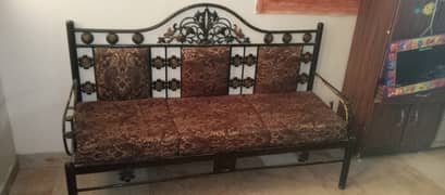 Sofa set (iron) heavy for sale urgent