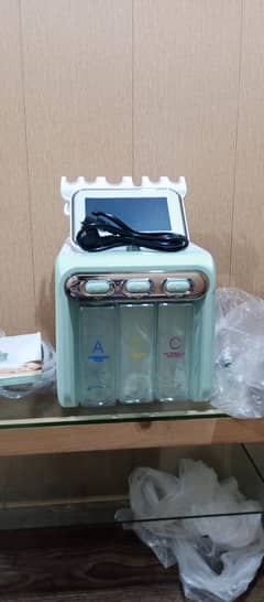 Brand New Imported Hydra Facial Machine  And Mask With All Accessories