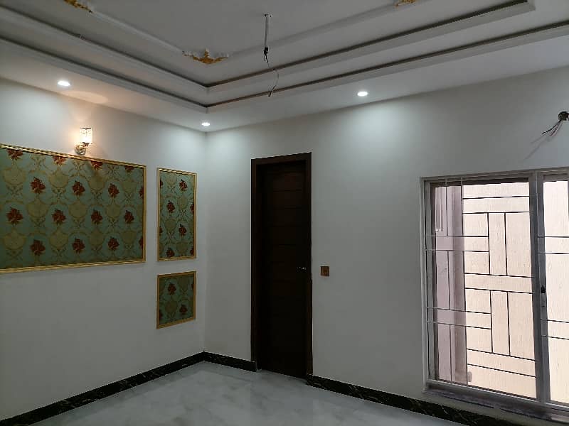 9.5 Marla Brand New Double Storey House  Sale  College Road Lahore 36