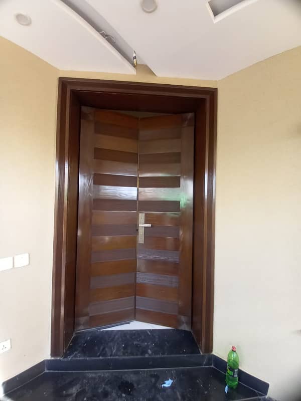 7.15 marla slightly use modern design fully basment semi furnished beautiful bungalow for sale in DHA phase 6 block D 2
