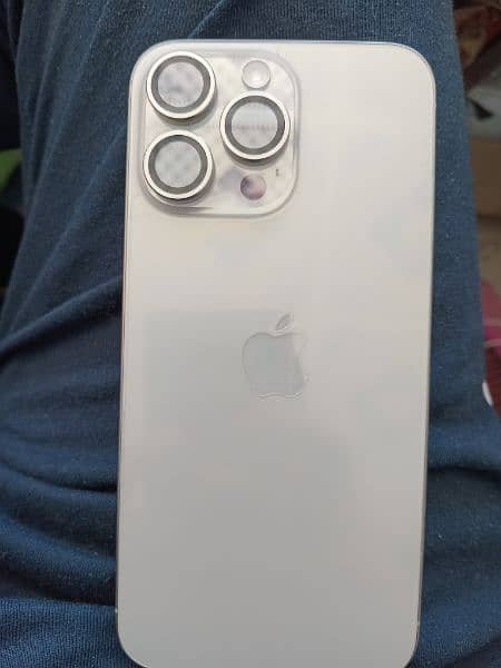 iphone 15pro max 256 gb with box 10/10 condition 5