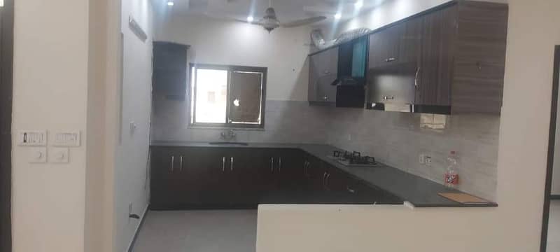 10 Marla Uppar Portion Lower Lock Independent Option Wapda Town Phase 1 Available For Rent 8