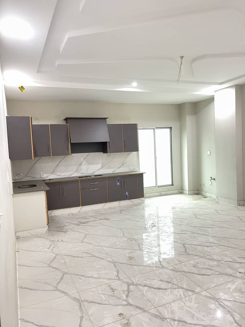 5 Marla Brand New Flat Available For Rent 1