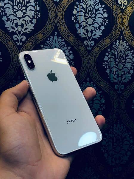Iphone x 64Gb Pta Approved 0