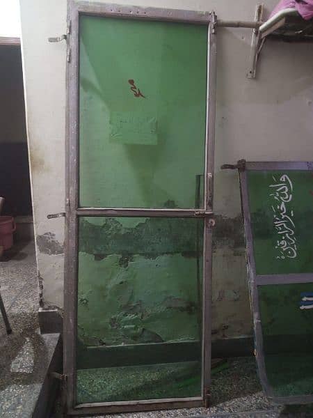 glass and steel door frame L7*w7 1
