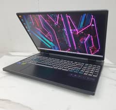 Acer Predator helios i7 13700hx/rtx4060 Qhd Gaming Laptop