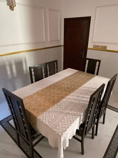 Dining Table For sale 1