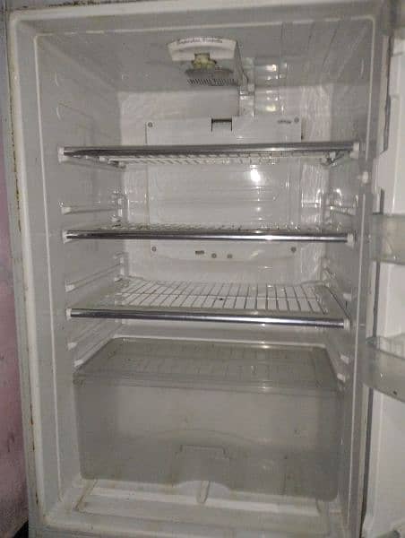 This is a high quality Dawlance Refrigerator 1