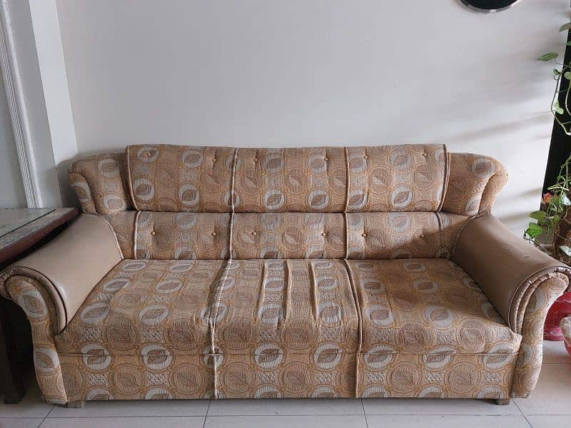 7 Seater Sofa Set For URGENT SALE 0