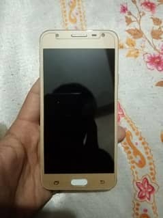 Samsung j5 prime in used condition 10/10