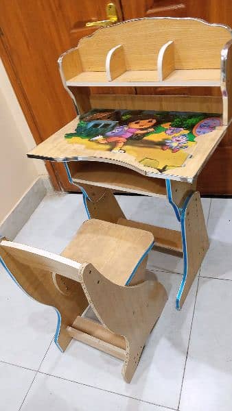 wooden kids study table and chair 3