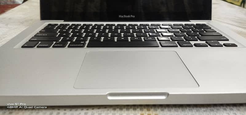 Macbook Pro (13-inch, Late 2011) 4GB-750GB 7