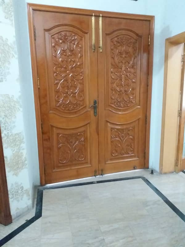1 Kanal Slightly Use Double Unit Beautiful Bungalow For Sale In Khuda Baksh Colony New Airport Road Lahore 1