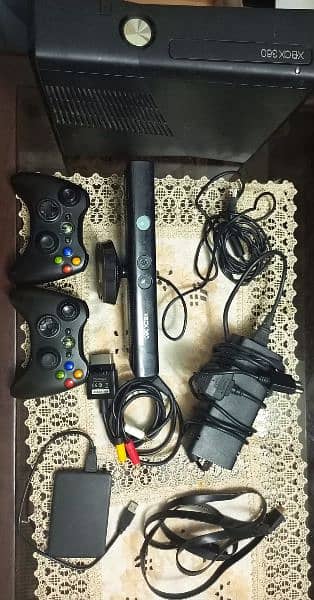 Xbox 360 Slim 0