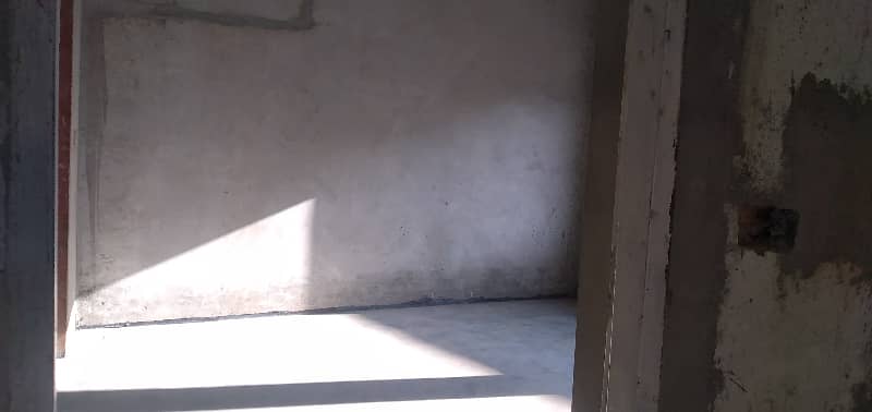 5.5 Marla Double Storey Structure For Sale In Kachi Road Haripur 8