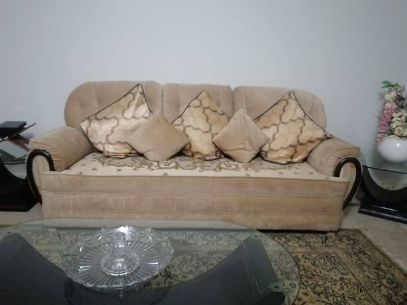 Comfortable Beige 7-Seater Sofa Set 3