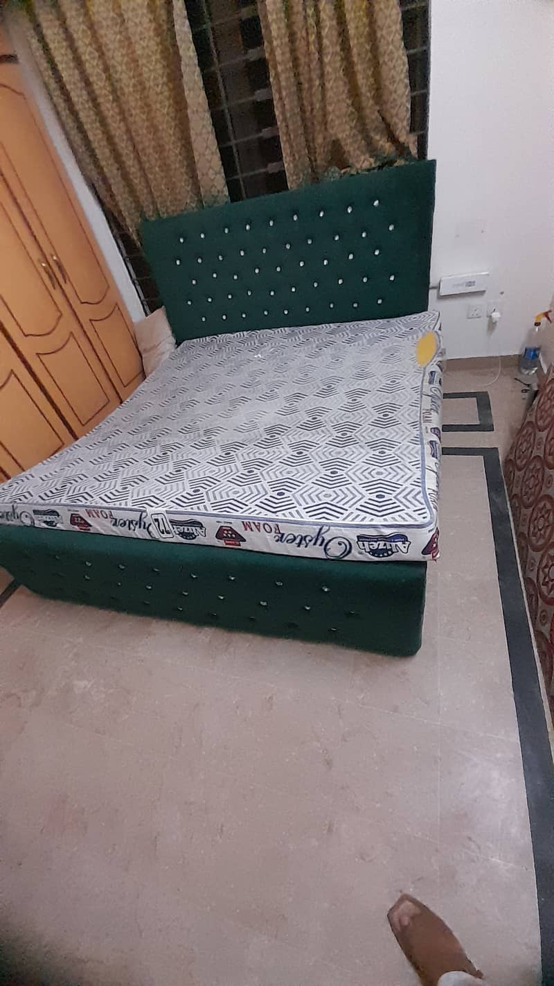Wellwat bed for sale with mattress in G-14/4 islamabad 0