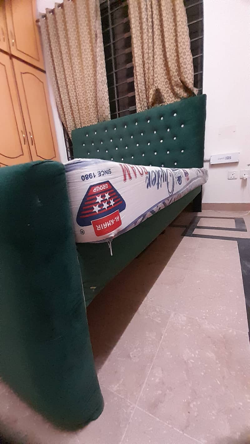 Wellwat bed for sale with mattress in G-14/4 islamabad 3