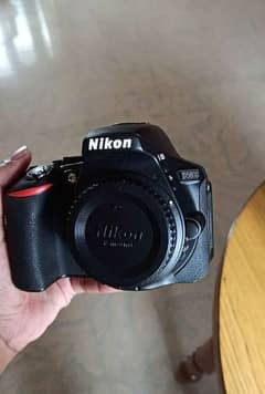 DSLR Nikon 5600D Camera