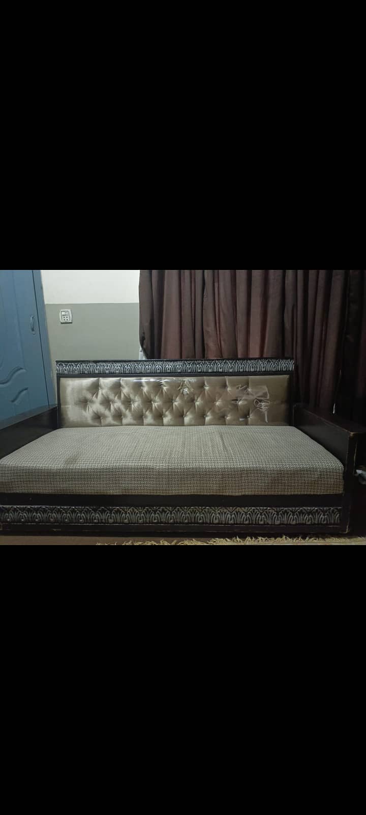 5 seater sofa in Good condition 2