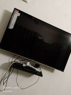 smart LED T. v with smart Android box