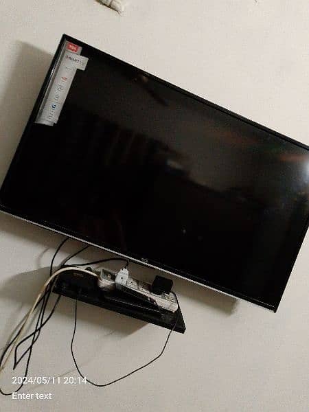 smart LED T. v with smart Android box 0