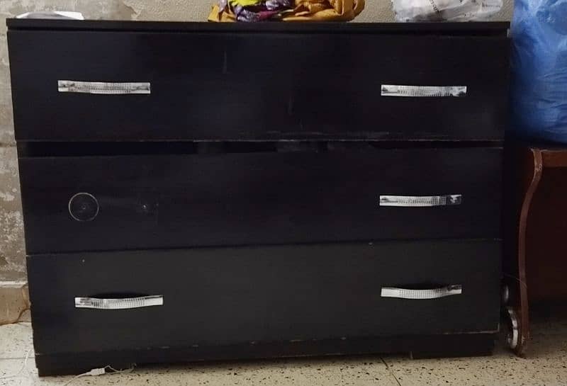 3 drawer for sale 0