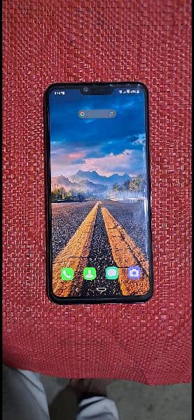 LG smartphone G8 think best for gaming and everything 0